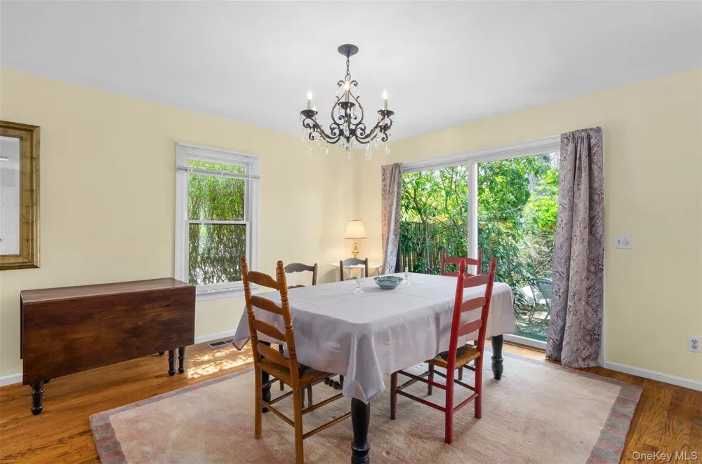 570 Hampton Road #31 Southampton, NY 11968