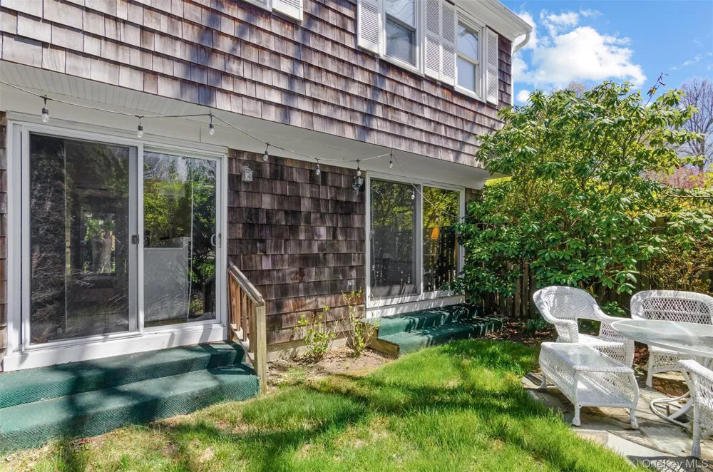 570 Hampton Road #31 Southampton, NY 11968