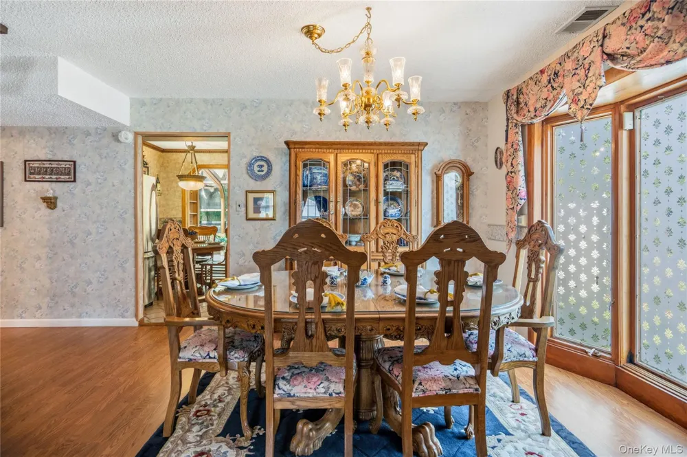 820 Greenbelt Parkway W Holbrook, NY 11741