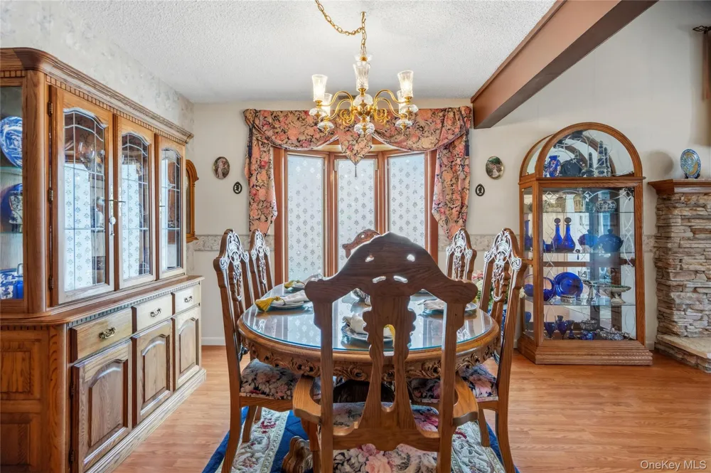 820 Greenbelt Parkway W Holbrook, NY 11741