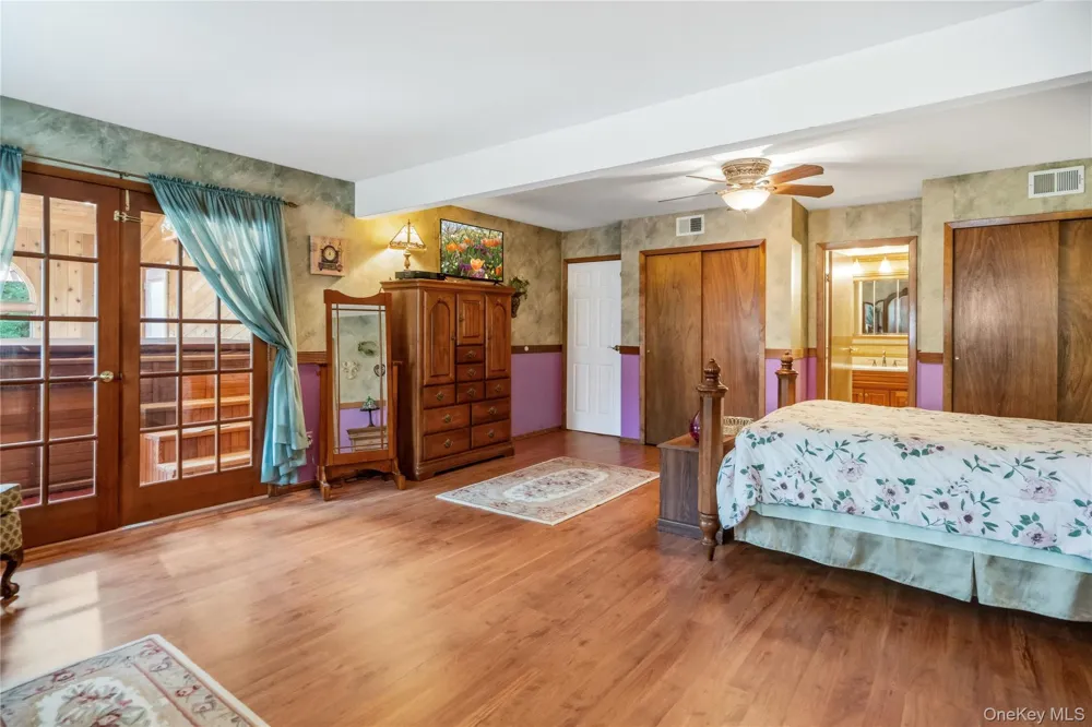 820 Greenbelt Parkway W Holbrook, NY 11741