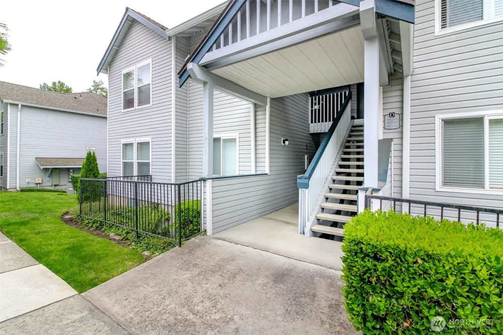 33020 10th Avenue SW #D102 Federal Way, WA 98023