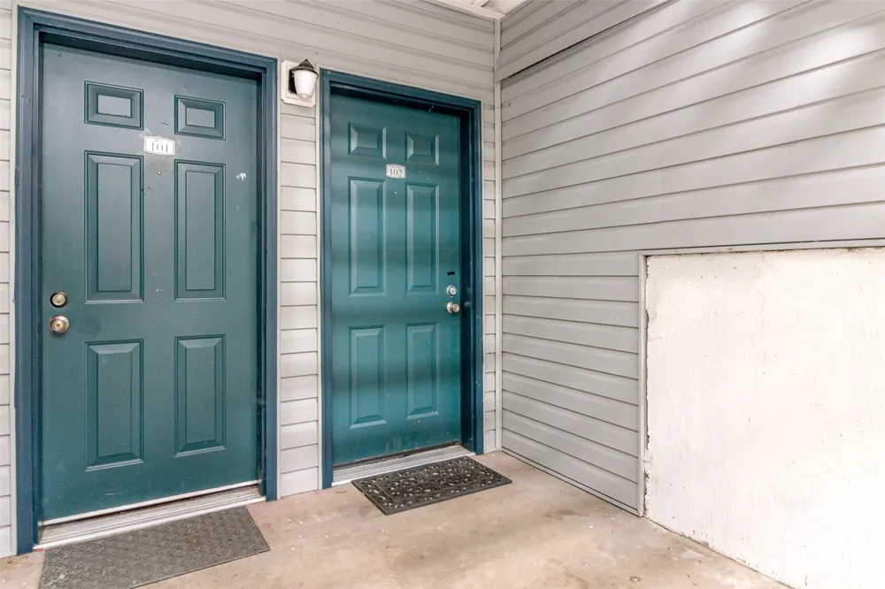 33020 10th Avenue SW #D102 Federal Way, WA 98023