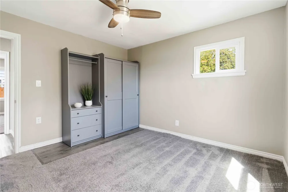 810 30th Avenue Longview, WA 98632