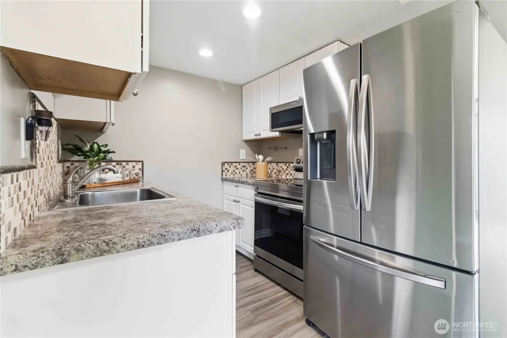 810 30th Avenue Longview, WA 98632