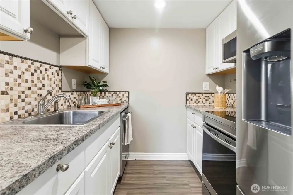 810 30th Avenue Longview, WA 98632