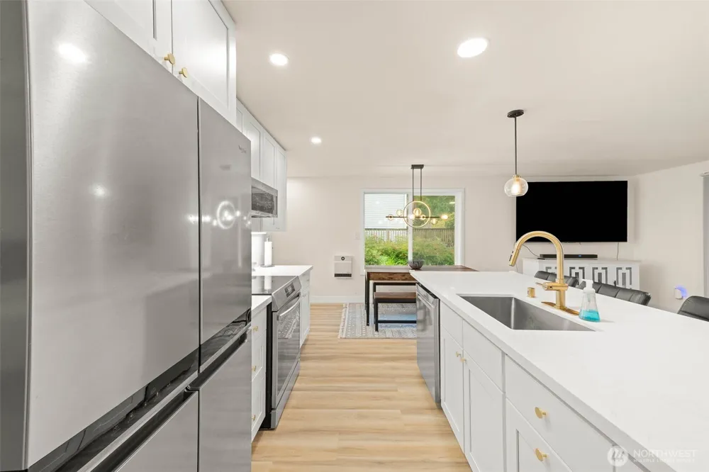 791 Duck Lake Drive SE Ocean Shores, WA 98569
