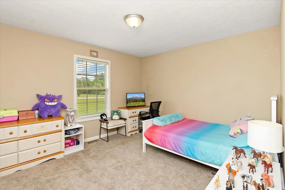 109 Anderson Creek Rd Bell Buckle, TN 37020