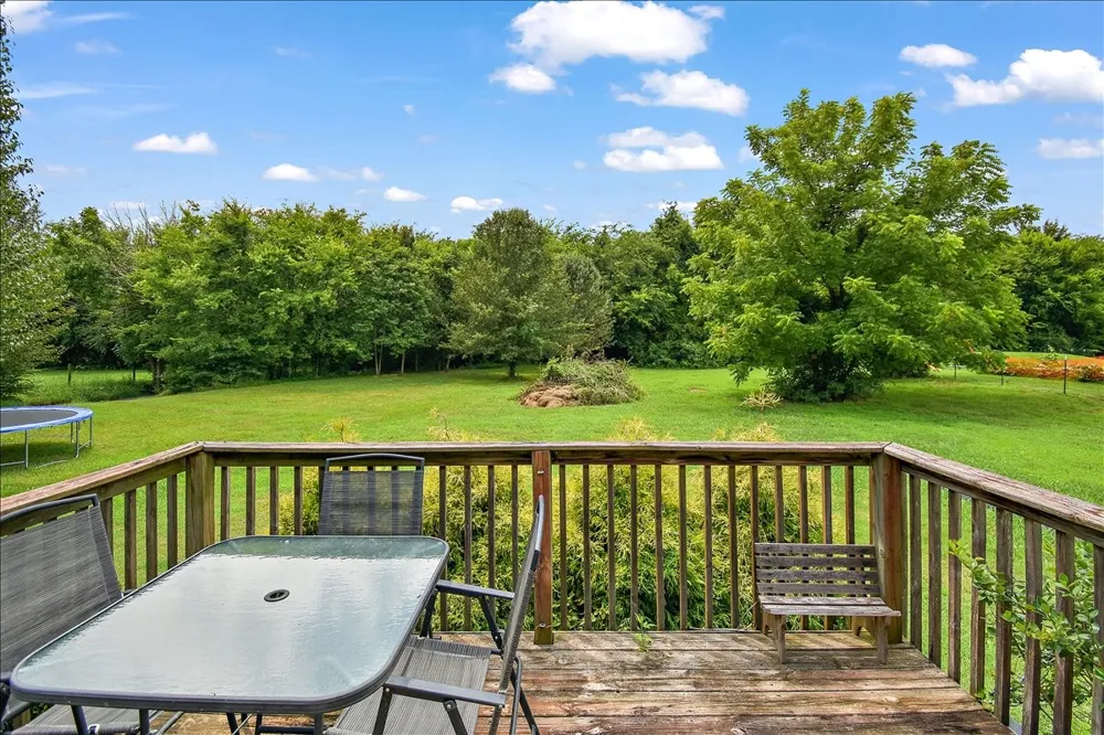 109 Anderson Creek Rd Bell Buckle, TN 37020