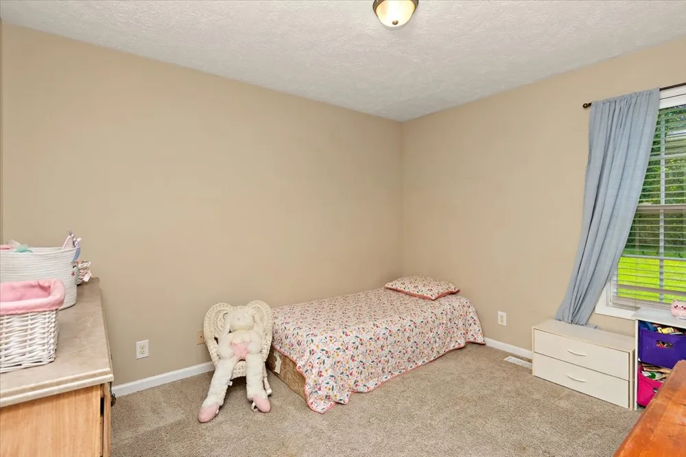109 Anderson Creek Rd Bell Buckle, TN 37020