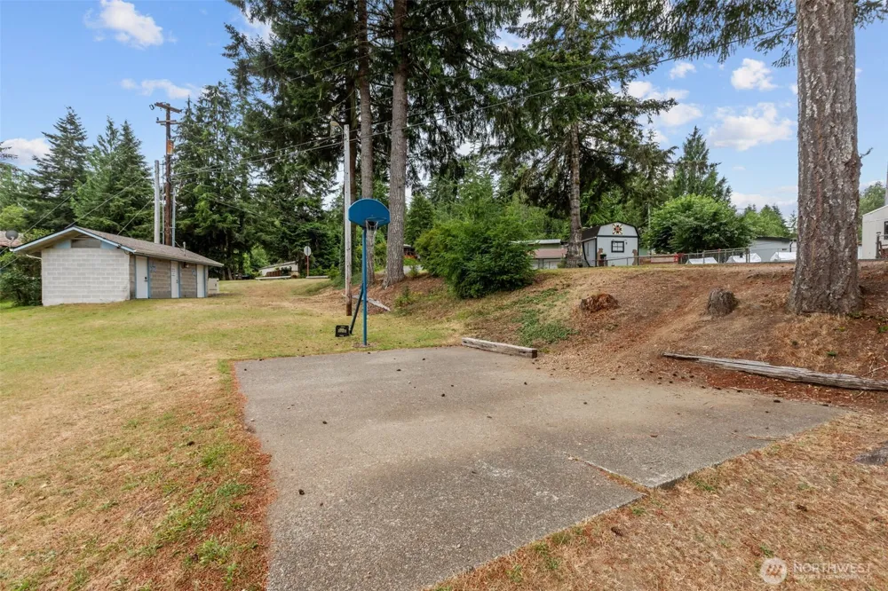 1620 W Star Lake Drive Elma, WA 98541