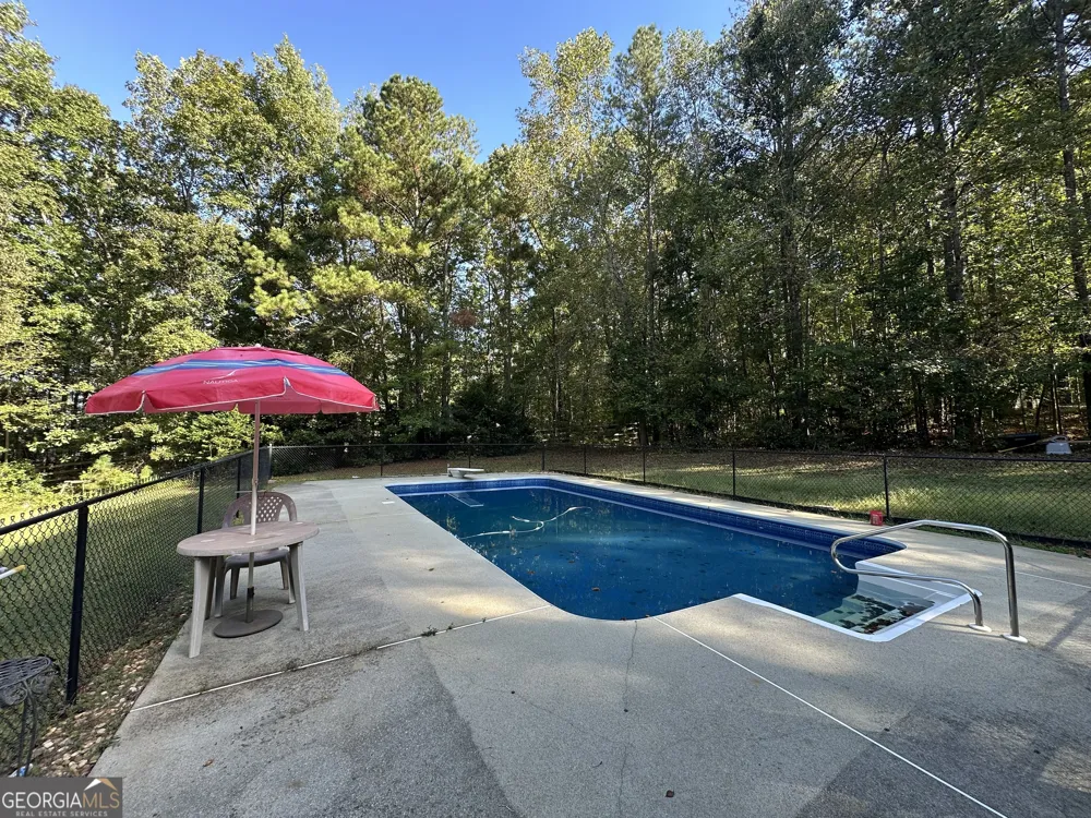 1707 Hiram Sudie RD Hiram, GA 30141