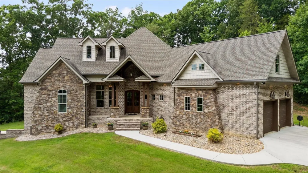 5539 Hunter Road Ooltewah, TN 37363