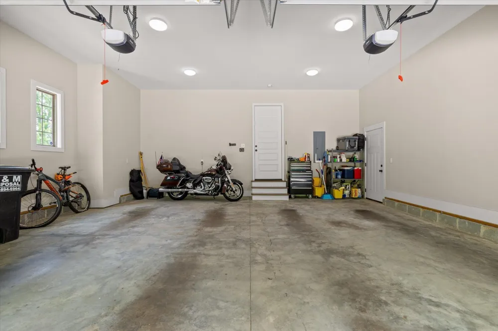 5539 Hunter Road Ooltewah, TN 37363
