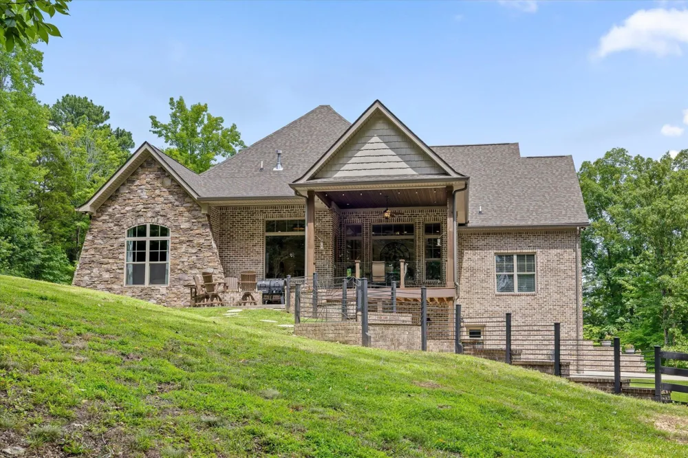5539 Hunter Road Ooltewah, TN 37363
