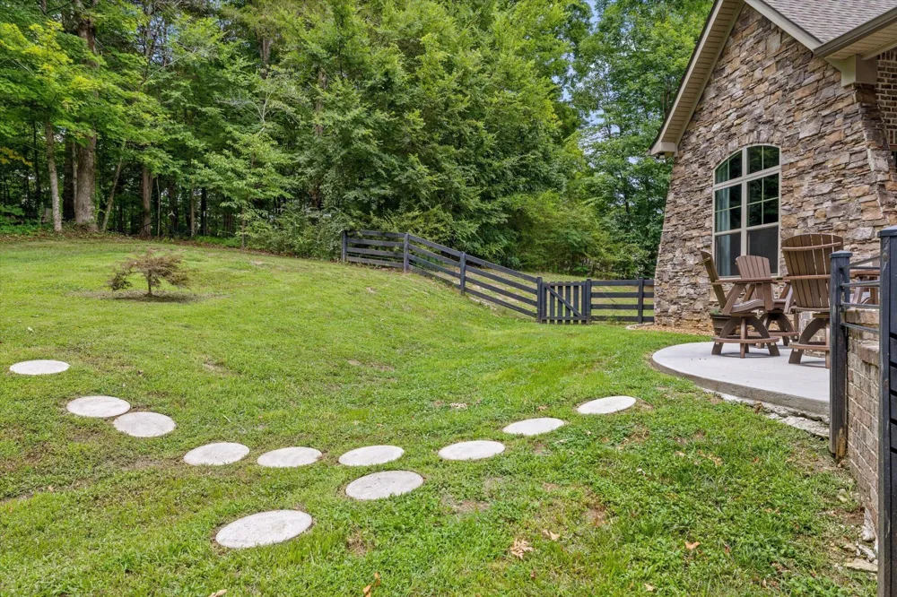 5539 Hunter Road Ooltewah, TN 37363