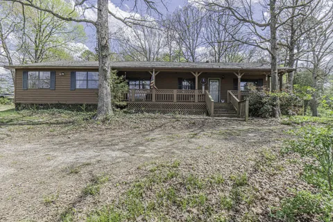221 Forest Hills Drive
