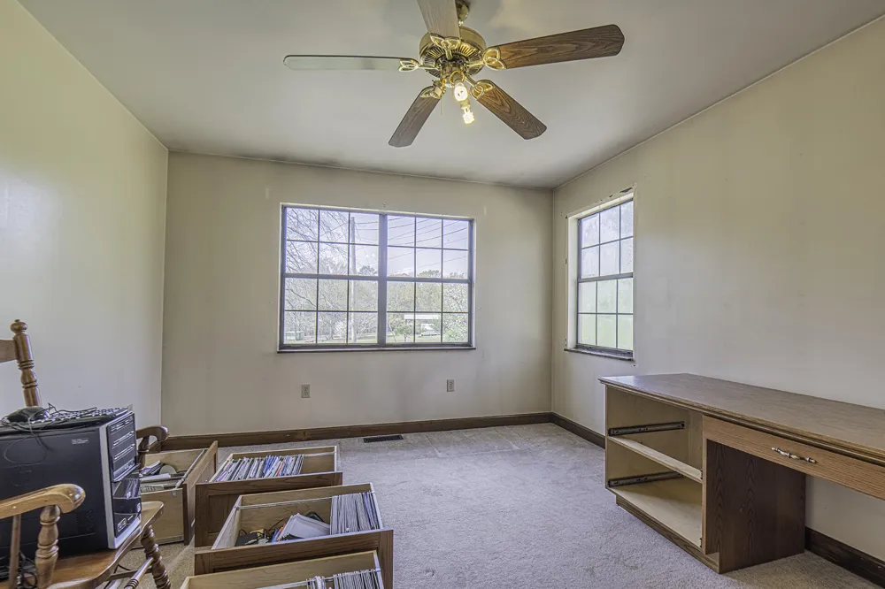 221 Forest Hills Drive Charleston, TN 37310