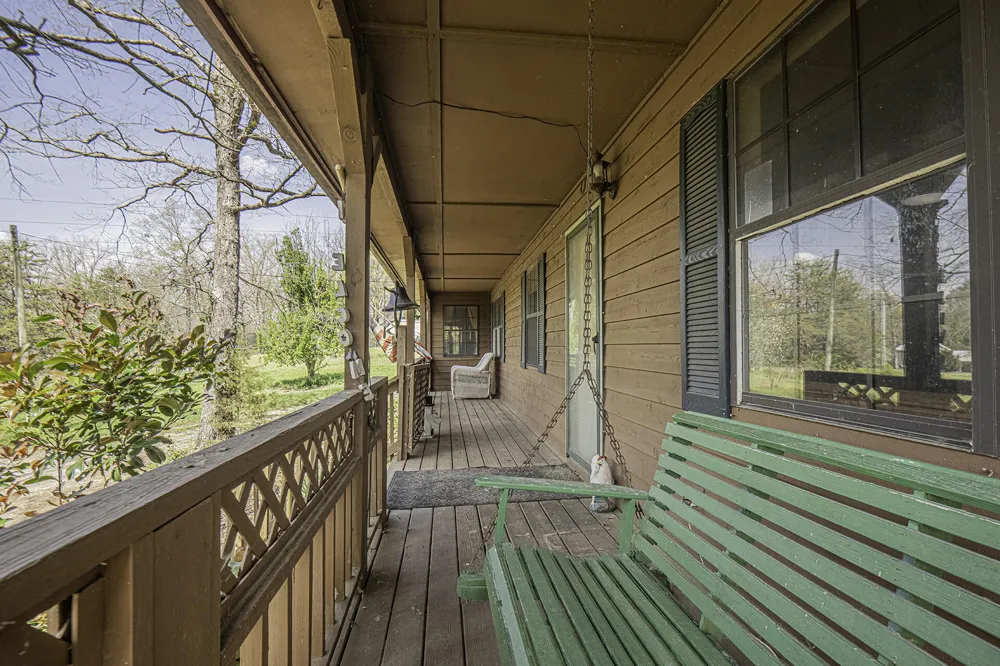 221 Forest Hills Drive Charleston, TN 37310