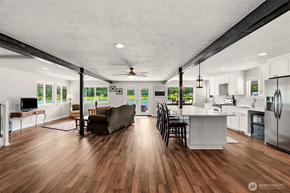 128 S River Rd Cusick, WA 99119