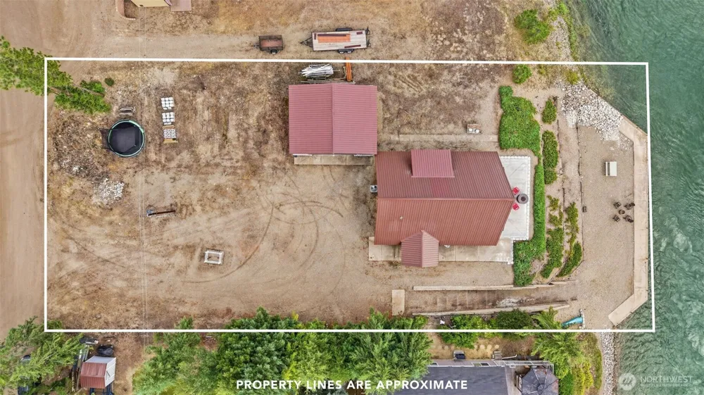 128 S River Rd Cusick, WA 99119