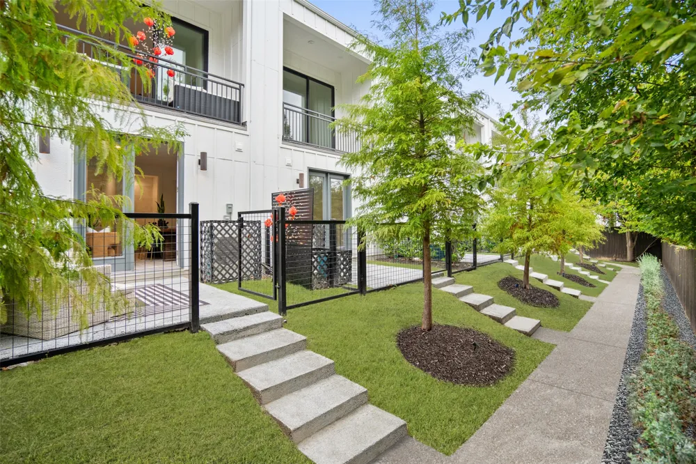 2505 Bluebonnet Avenue #12 Austin, TX 78704
