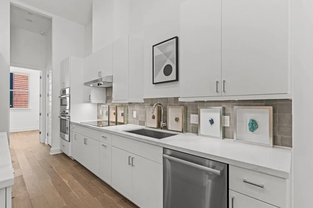 2505 Bluebonnet Avenue #12 Austin, TX 78704