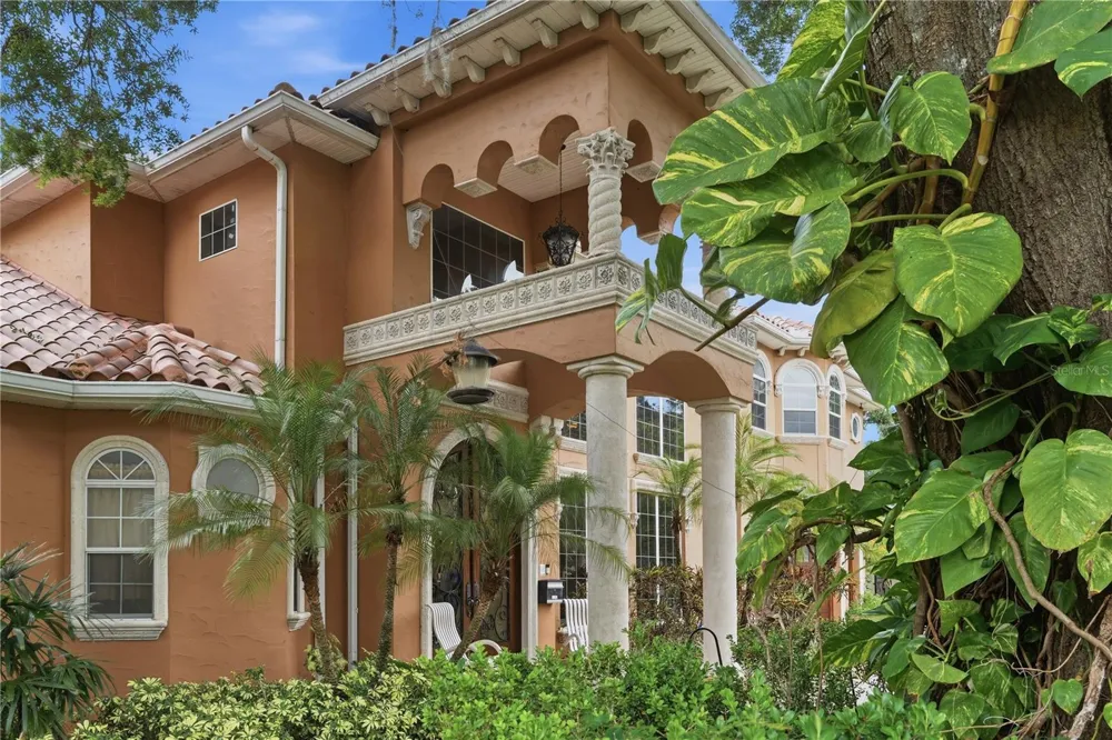 10307 RECLINATA LANE Tampa, FL 33618
