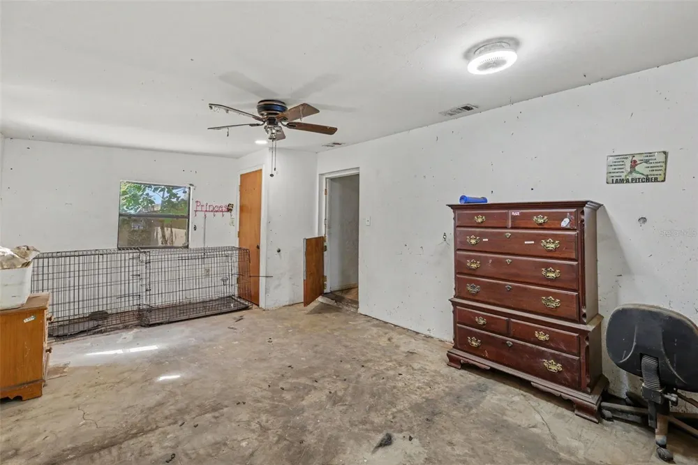 13395 SE 106TH AVENUE Ocklawaha, FL 32179