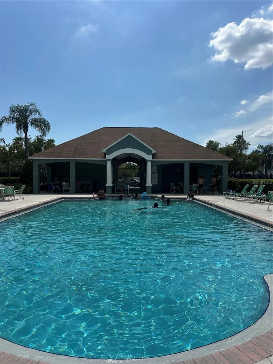2235 FLUORSHIRE DR DRIVE Brandon, FL 33511