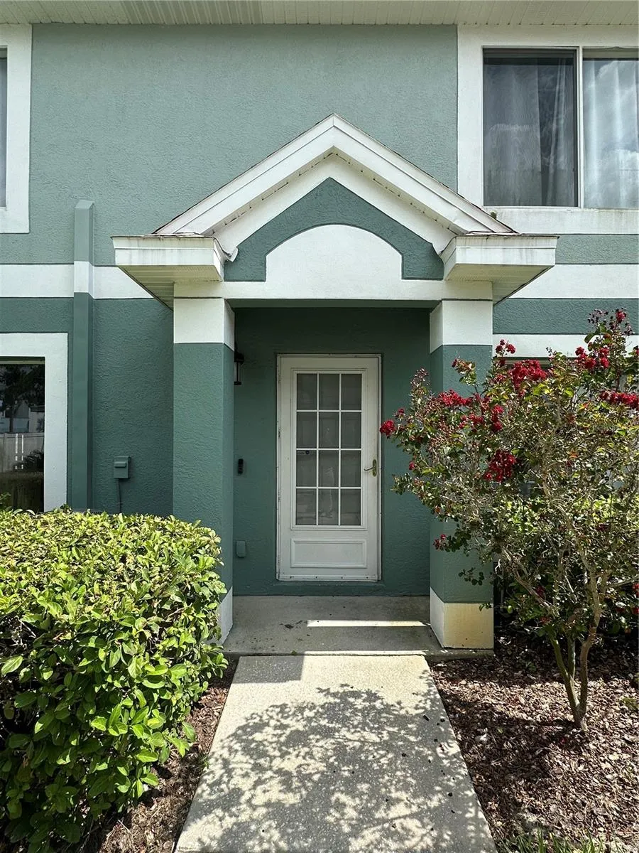 2235 FLUORSHIRE DR DRIVE Brandon, FL 33511