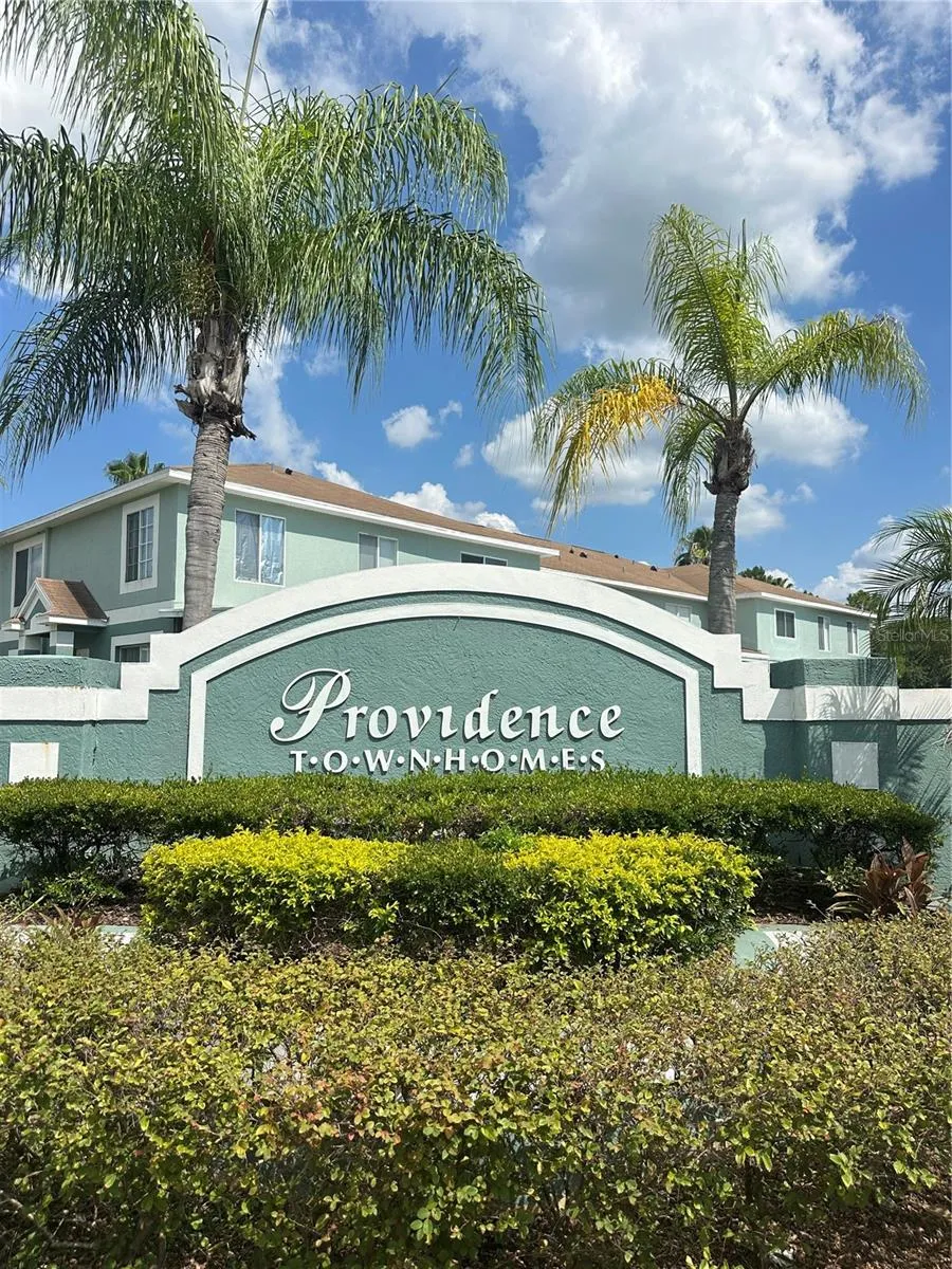2235 FLUORSHIRE DR DRIVE Brandon, FL 33511