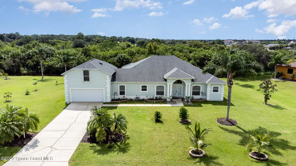 929 Hialeah Street Rockledge, FL 32955