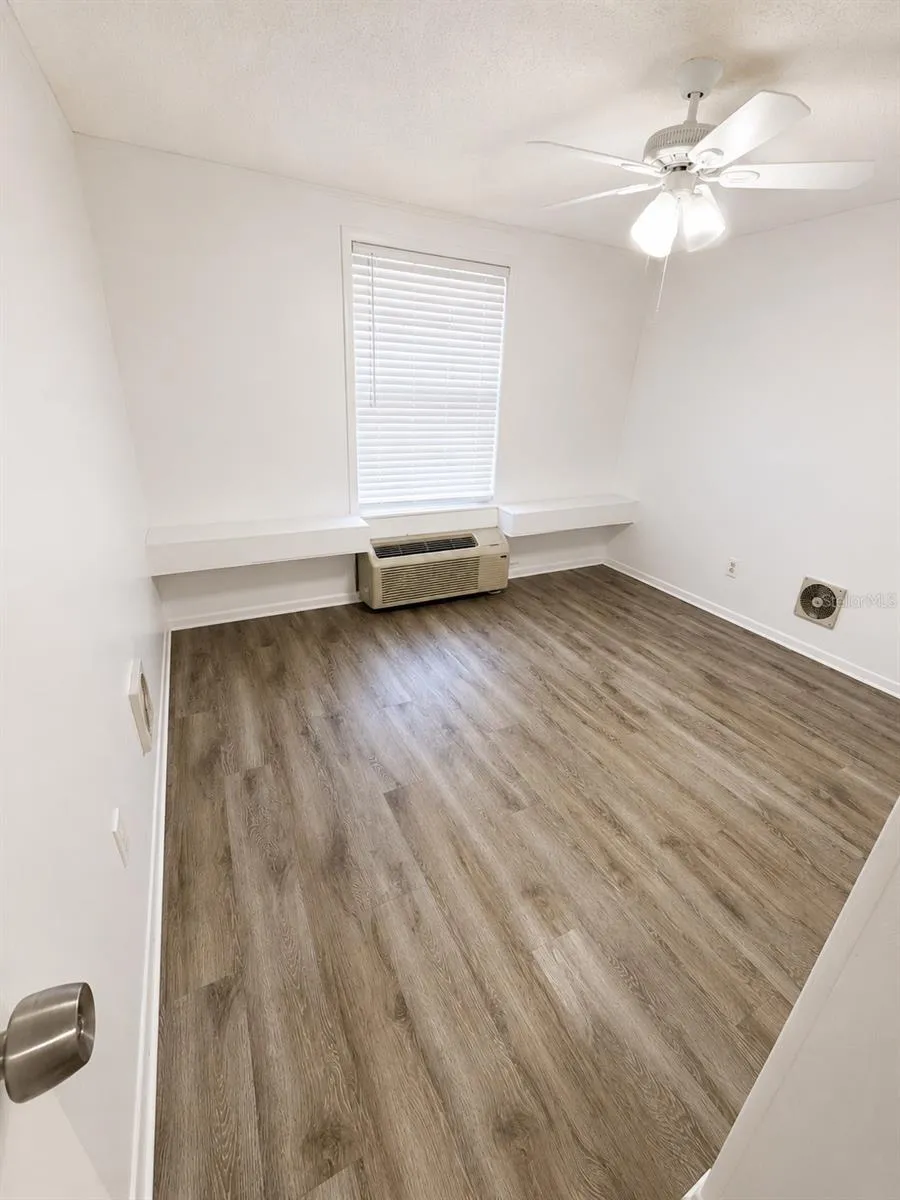 420-420 MILLS STREET #32 Leesburg, FL 34748