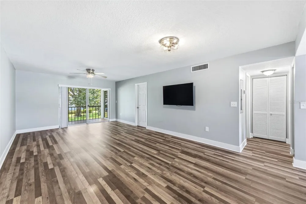 126 CYPRESS COURT #26 Oldsmar, FL 34677