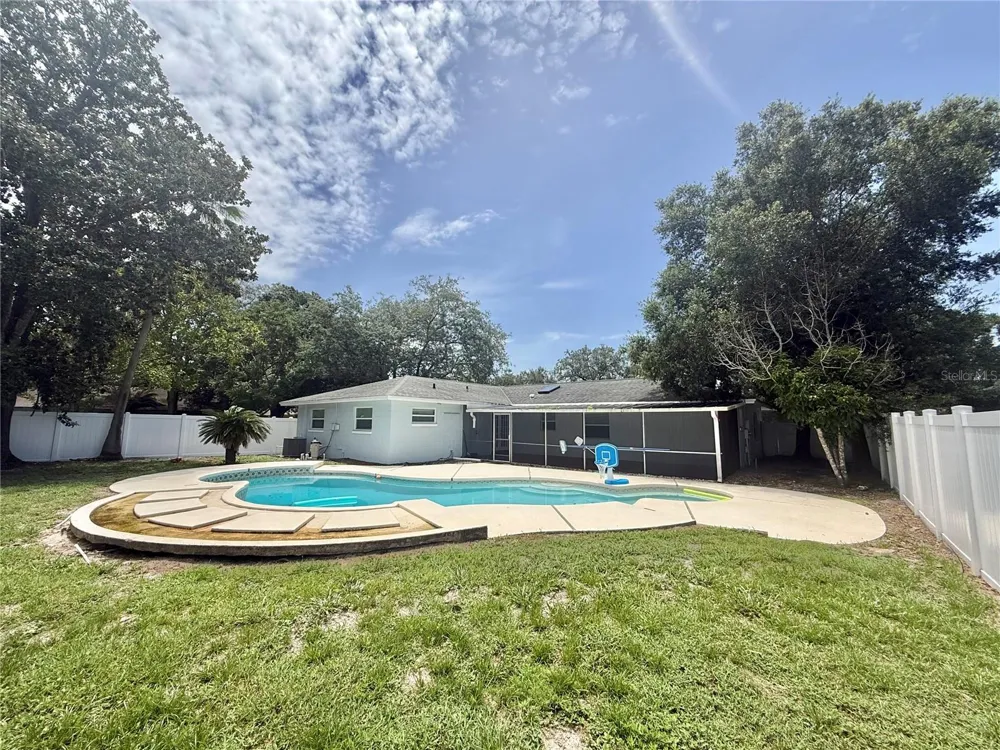5311 JENNIFER PLACE Orlando, FL 32807