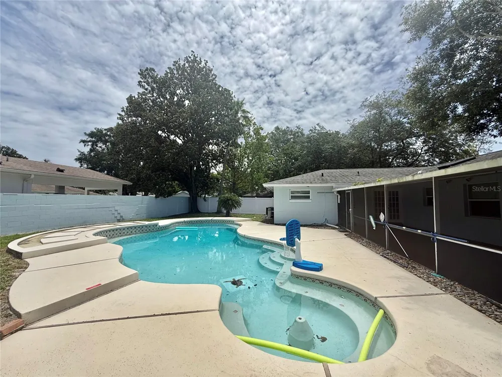5311 JENNIFER PLACE Orlando, FL 32807