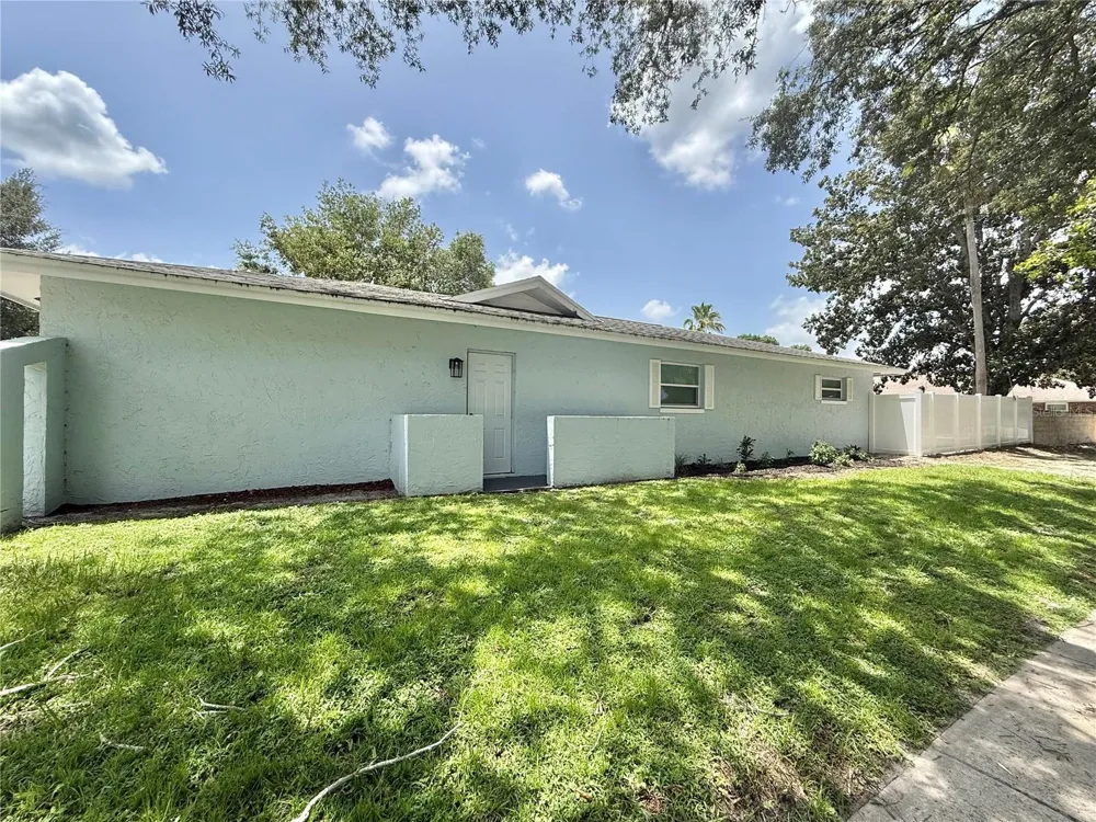 5311 JENNIFER PLACE Orlando, FL 32807