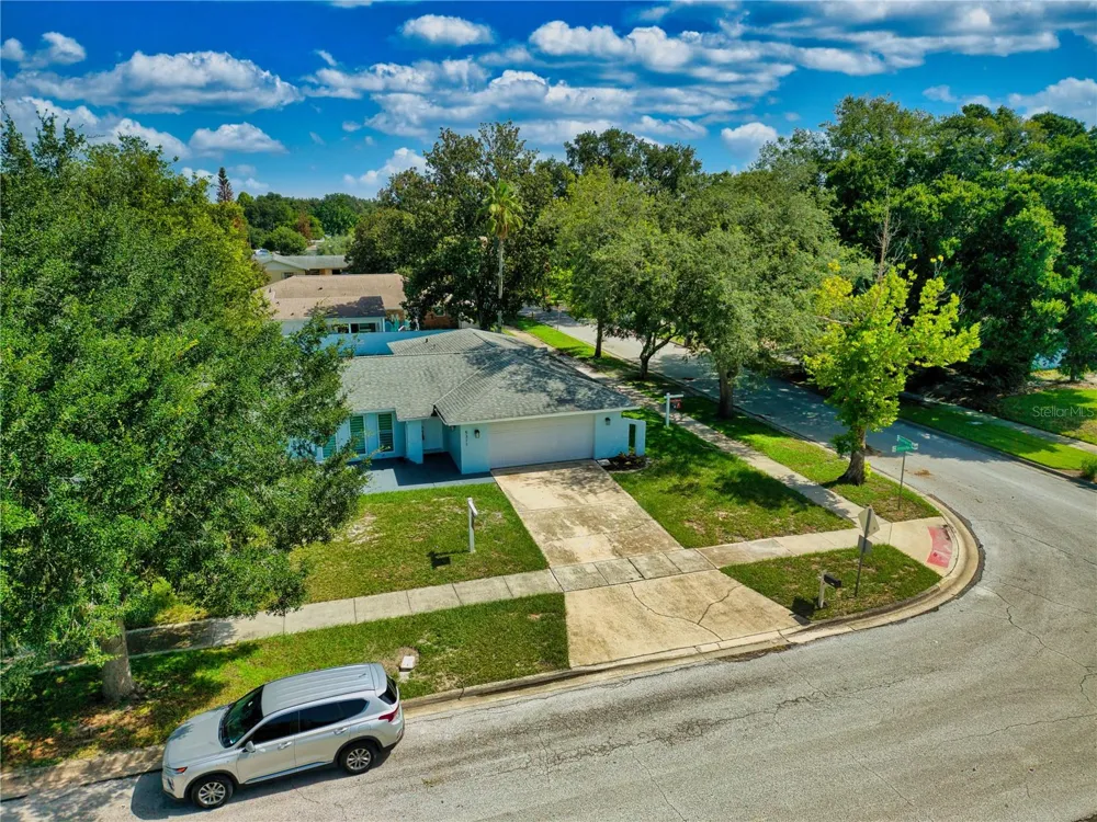 5311 JENNIFER PLACE Orlando, FL 32807