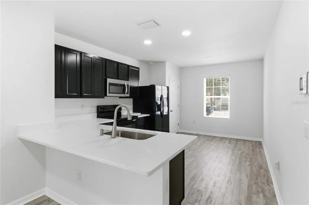 9973 HOUND CHASE DRIVE Gibsonton, FL 33534