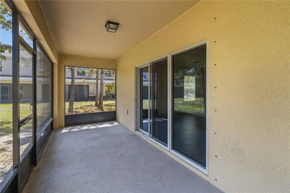9973 HOUND CHASE DRIVE Gibsonton, FL 33534