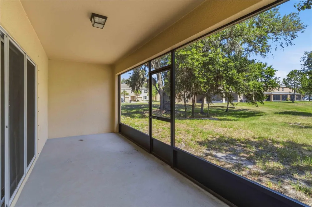 9973 HOUND CHASE DRIVE Gibsonton, FL 33534