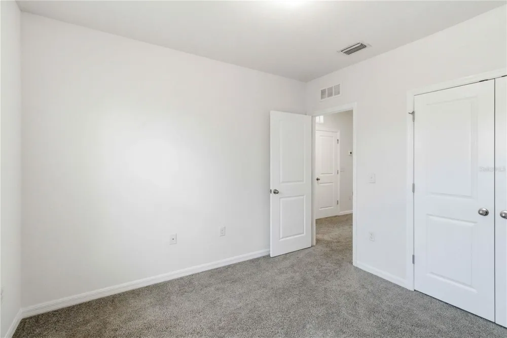 9973 HOUND CHASE DRIVE Gibsonton, FL 33534