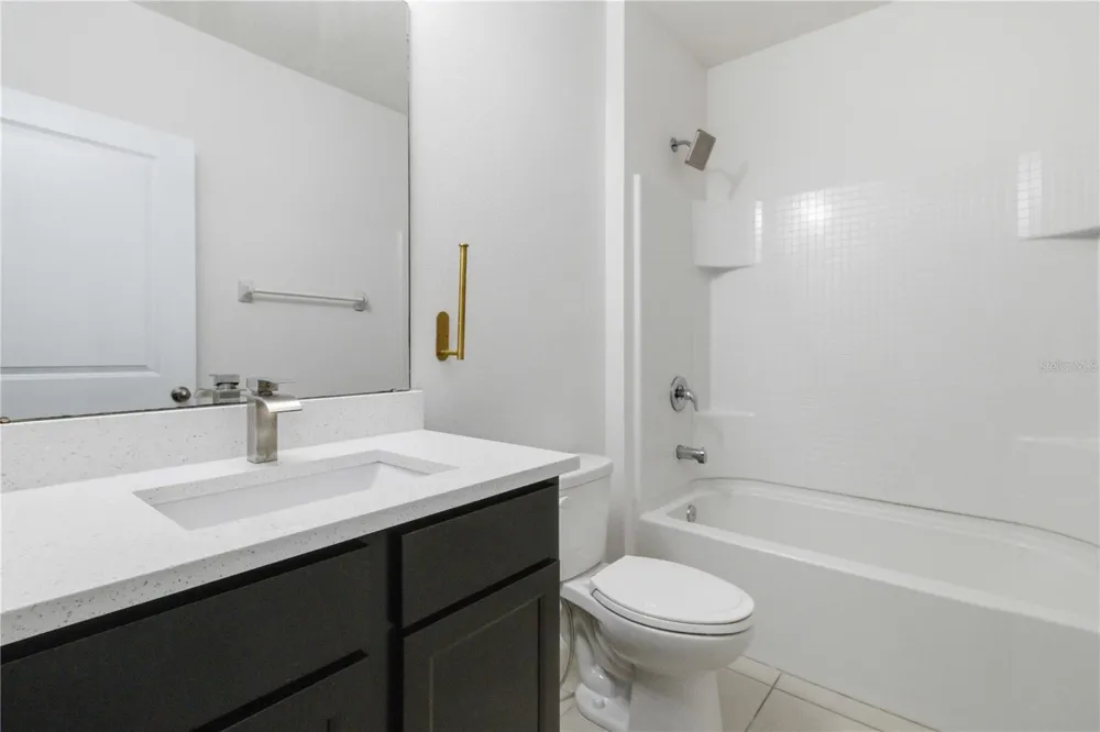 9973 HOUND CHASE DRIVE Gibsonton, FL 33534