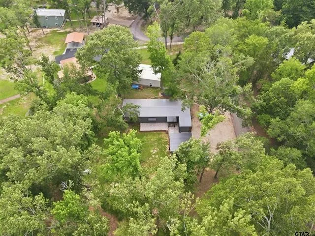 20 Red Oak Scroggins, TX 75480