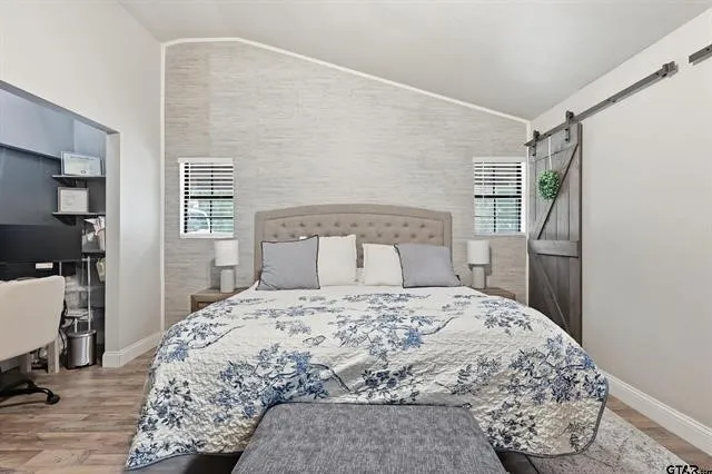 20 Red Oak Scroggins, TX 75480