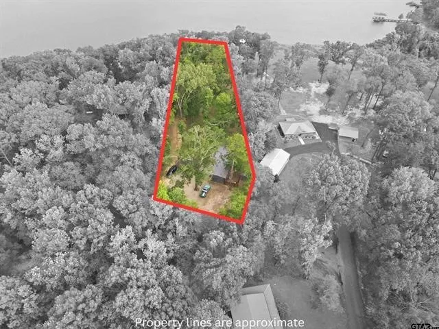 20 Red Oak Scroggins, TX 75480