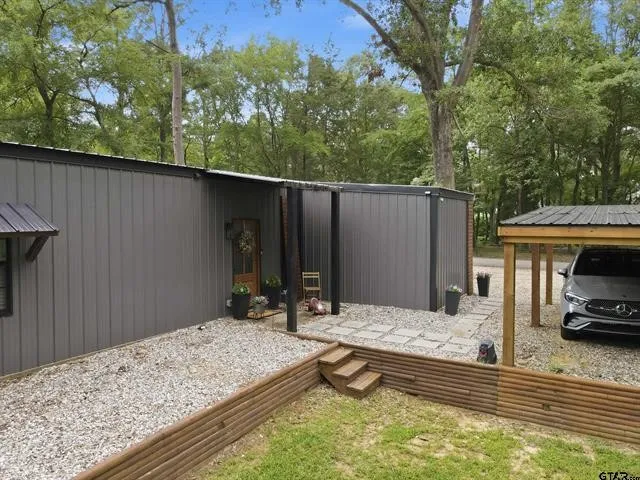 20 Red Oak Scroggins, TX 75480