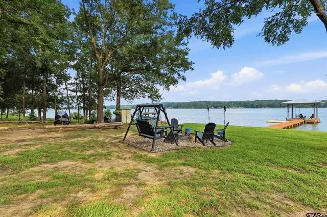 20 Red Oak Scroggins, TX 75480