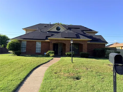 916 Manor Drive